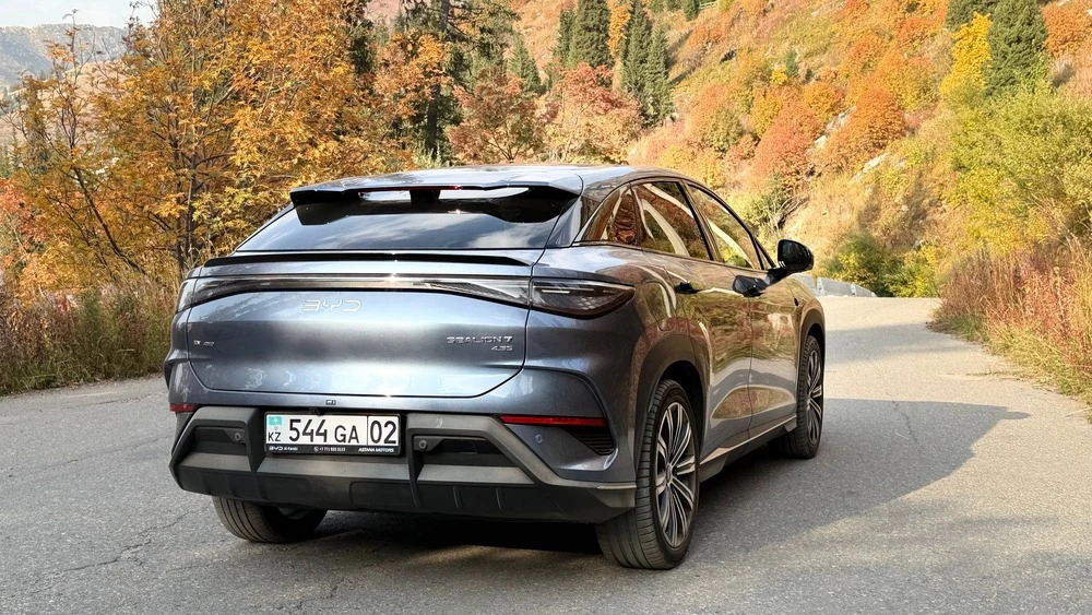  Электрокроссовер с эффектом доверия. Тестируем BYD Sealion 7