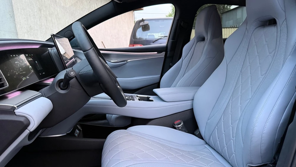  Электрокроссовер с эффектом доверия. Тестируем BYD Sealion 7