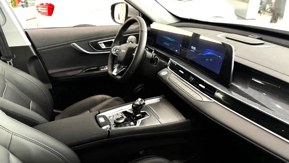 «Есть же и другая клиентура». Как дилеры Tenet продают полноприводные кроссоверы T7