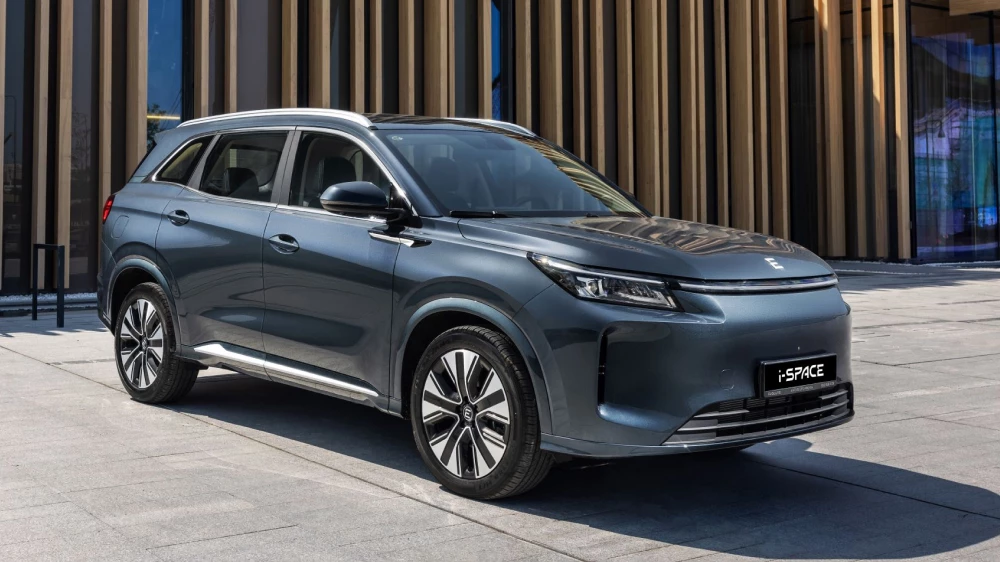 Evolute i-Space с полным приводом. В Китае начались продажи обновленного Landian E5 Plus