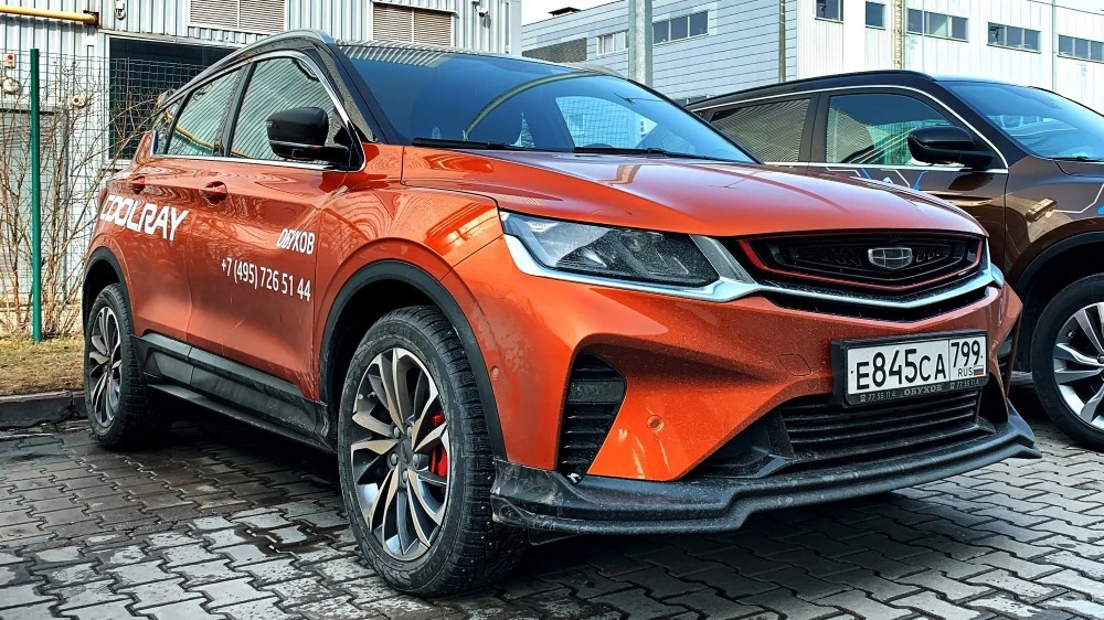 Geely завершила продажи Coolray в России. Чем запомнилась модель и кто ее заменит