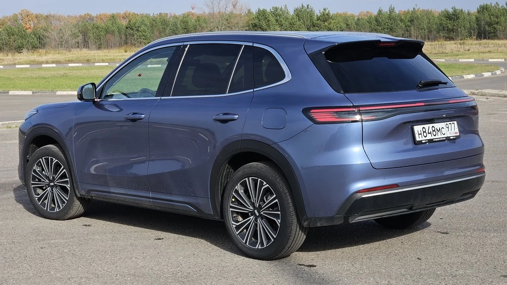  Гибридный Geely EX5 EM-i получил ОТТС для Казахстана. Эту модель могут представить как Proton