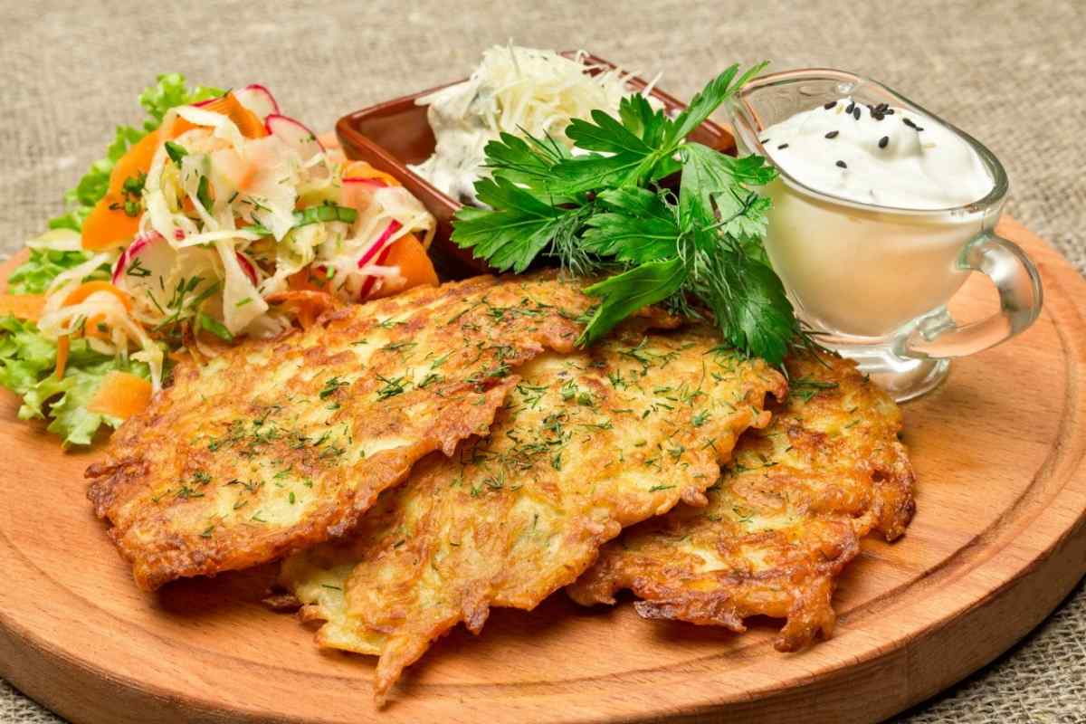 В курортном кафе выпросила секреты приготовления драников. Муж и дети теперь просят каждый день