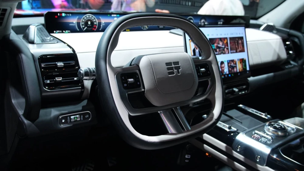 Jetour анонсировал рамный внедорожник G700 для России. Новинка появится в 2026 году