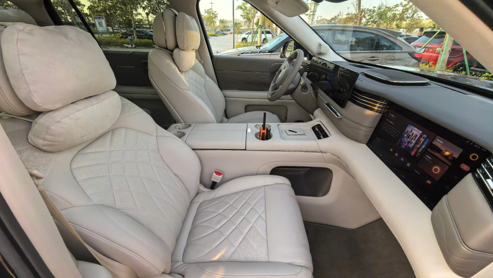  Китайцы раскритиковали кроссовер с теплым полом и душем. Разбираемся в причинах