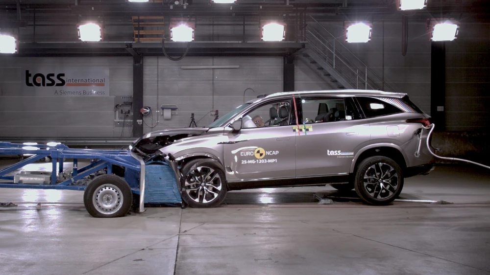 Китайский прототип «Москвич М90» разбили по стандарту Euro NCAP. Как автомобиль себя показал