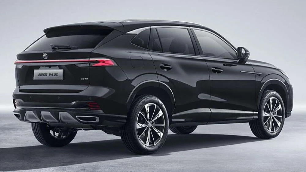 Кроссовер MG HS начнут собирать в Казахстане. В России эта модель появится под маркой «Москвич»