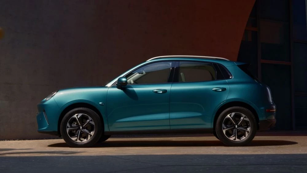 Кроссовер Ora 5 от GWM вышел в предзаказ. Как оснащается и сколько стоит новинка