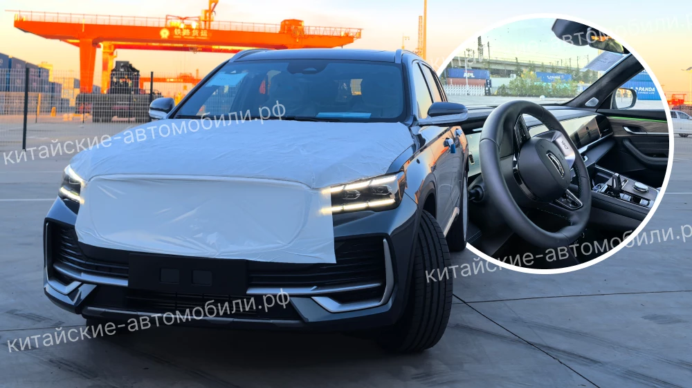  Новые кроссоверы Geely Monjaro отправили в Россию. «Живые» фото