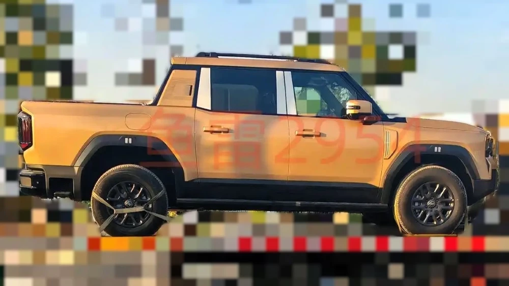  Новый пикап Jetour F700 заметили на автовозе. Он создан на базе внедорожника G700