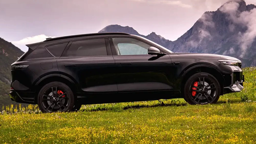 Обновленный Voyah Free Sport+ вышел в заказ в России. Цена и оснащение