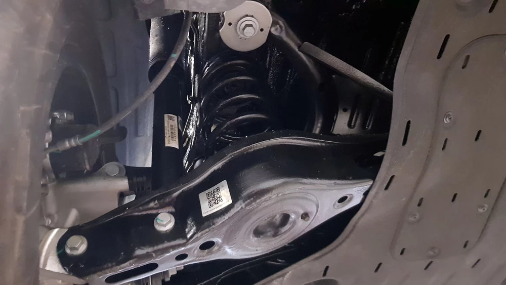 Первый электромобиль белорусской сборки. Станет ли Geely EX5 альтернативой «серому» импорту?