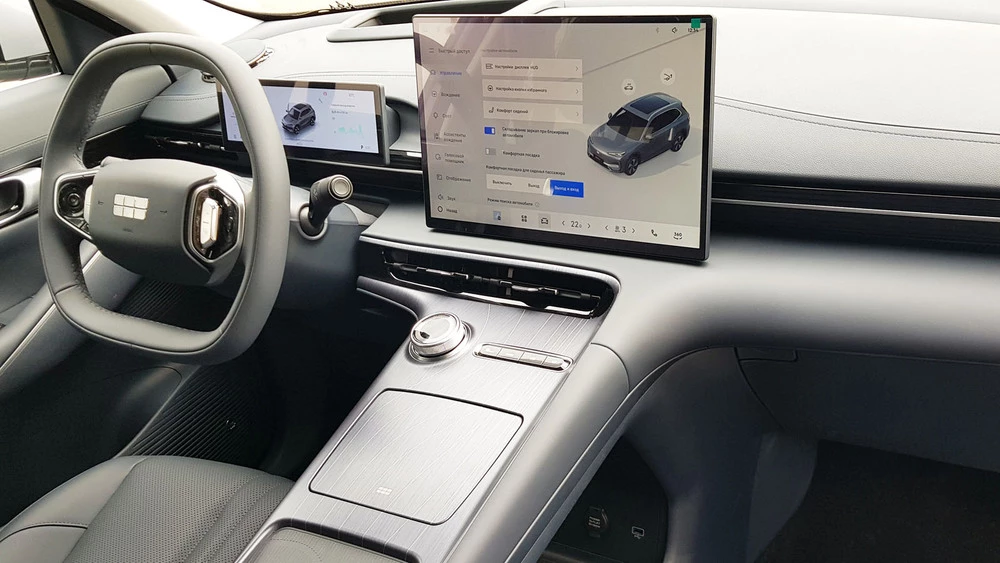 Первый электромобиль белорусской сборки. Станет ли Geely EX5 альтернативой «серому» импорту?