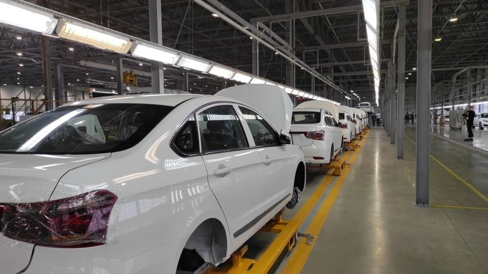  «Покупатель выбирает «универсал на колесах». Есть ли в РФ будущее у электрических седанов?