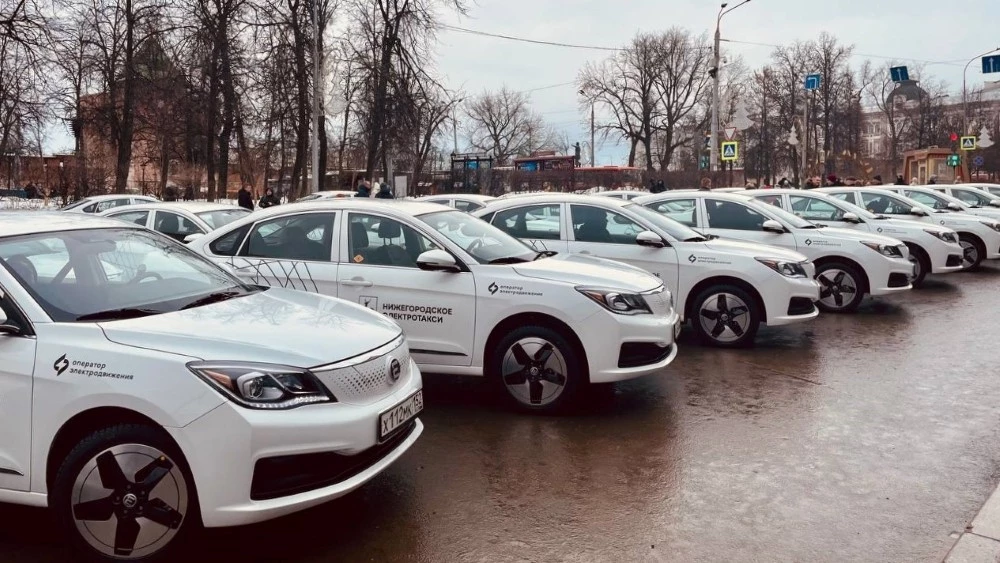  «Покупатель выбирает «универсал на колесах». Есть ли в РФ будущее у электрических седанов?