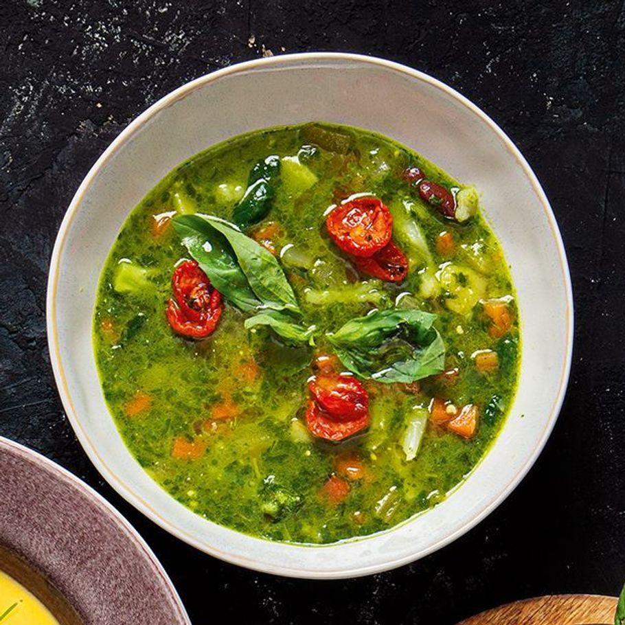 Минестроне с песто