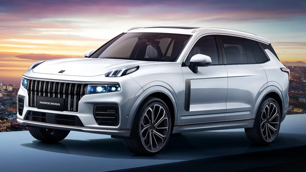  Стала известна официальная цена кроссовера Nordcross 001 в России. У бренда появился сайт