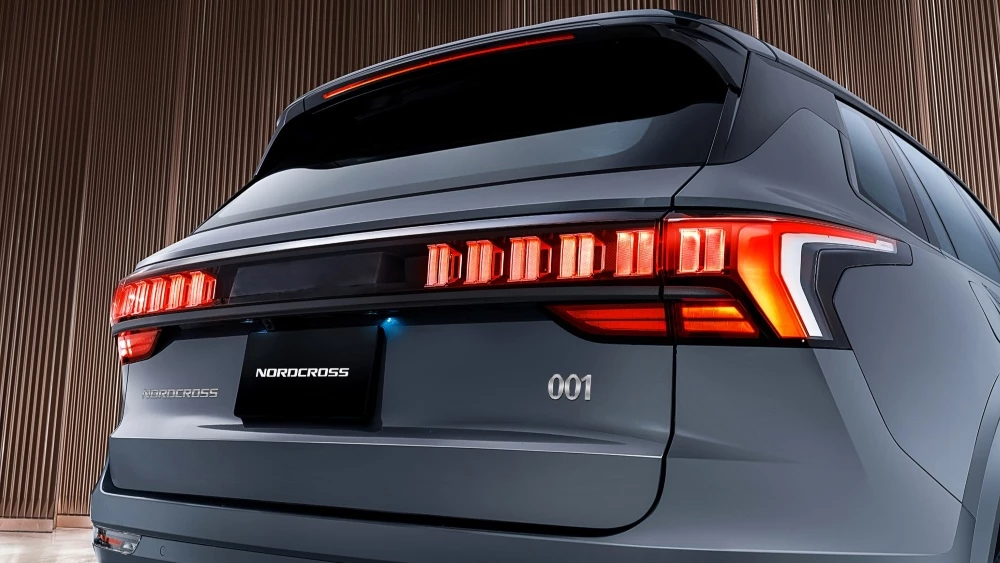  Стала известна официальная цена кроссовера Nordcross 001 в России. У бренда появился сайт