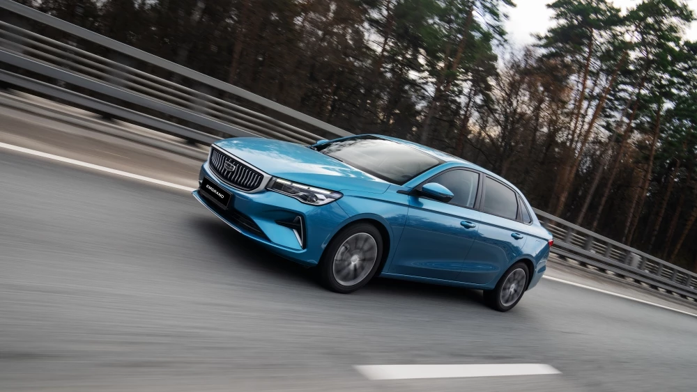 Старт продаж нового Geely Emgrand объявили в Китае. Новая платформа и низкая цена