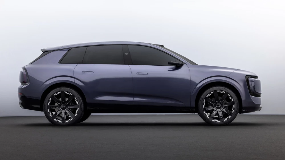  У бренда AUDI без колец появится крупный кроссовер. Первые фото и подробности