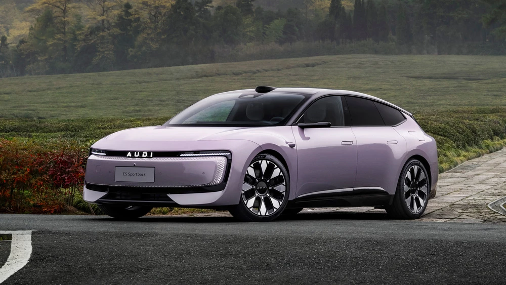  У бренда AUDI без колец появится крупный кроссовер. Первые фото и подробности