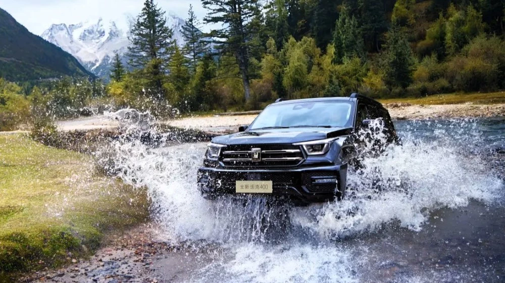  В Китае начались продажи обновленного Tank 400. Цена и основные изменения