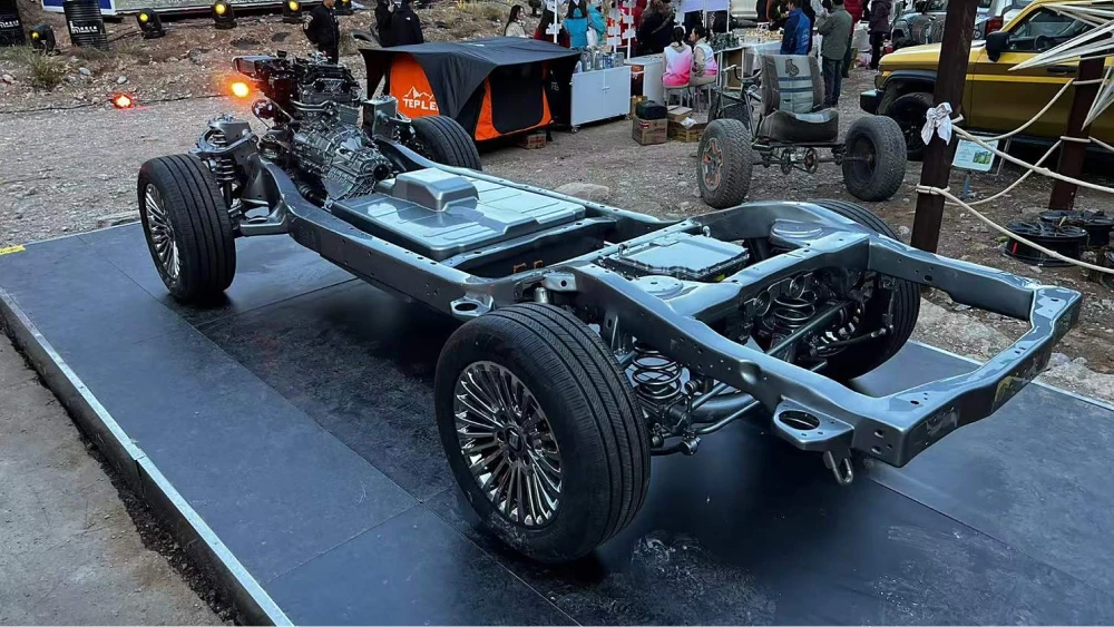  В Китае назвали лучшие силовые установки 2025 года. В список попали Tank, Geely и Jetour