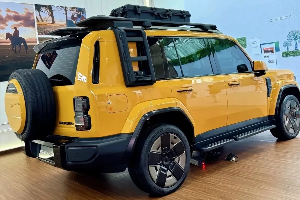 В Китае заметили Chery iCar V27 с продвинутым автопилотом. Кроссовер готовят к премьере