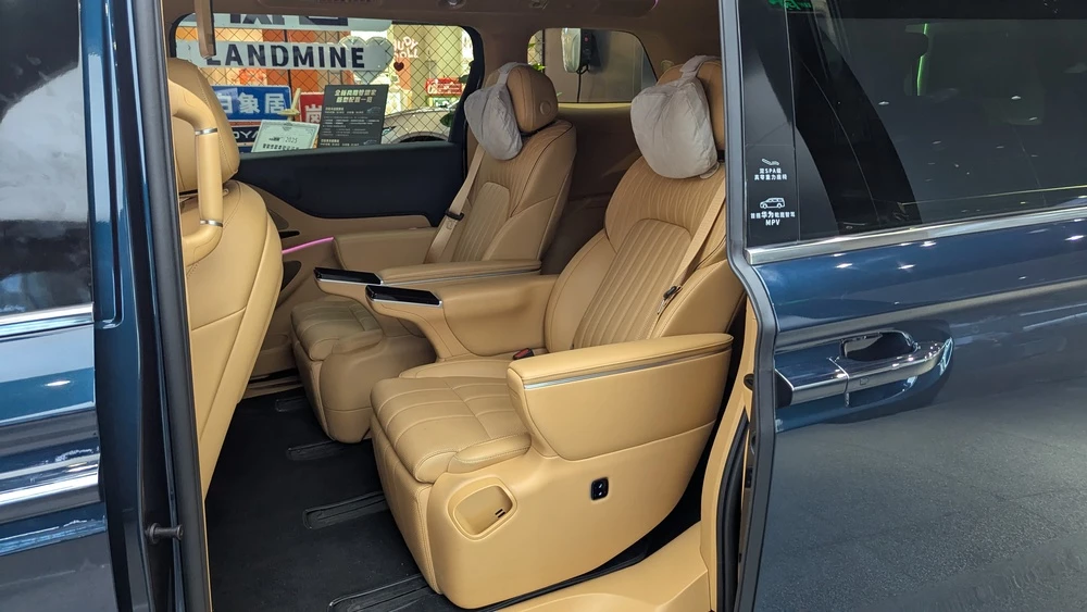 Voyah привезет в Россию минивэн Dream+. 8 интересных фактов и «живые» фото