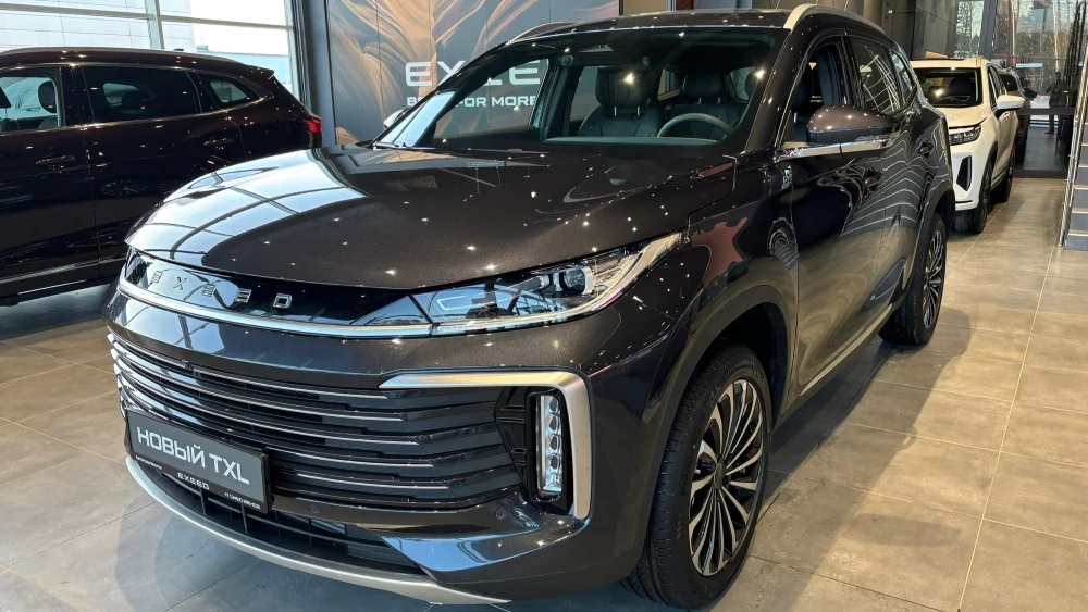  «Желательно успеть до 1 декабря». Проверяем, есть ли на рынке дефицит кроссоверов Exeed LX