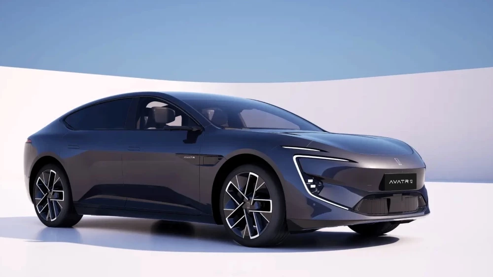  Цены электромобиля Avatr 12 назвали в России. Новинку можно купить с пожизненной гарантией