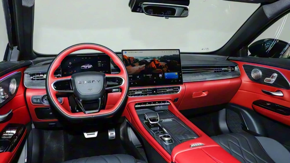 Chery представила в Китае новый седан Arrizo 8 Pro 400T. Он получил более мощный ДВС