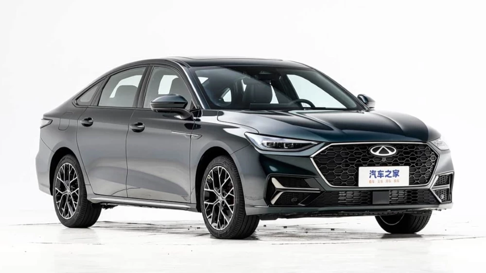 Chery представила в Китае новый седан Arrizo 8 Pro 400T. Он получил более мощный ДВС