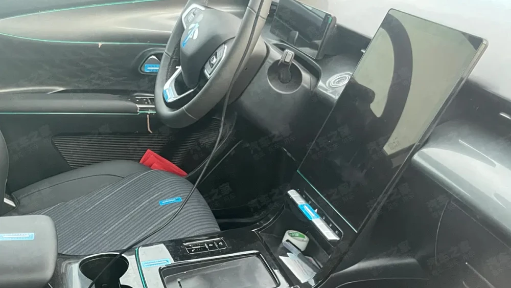  Chery вывела на тесты кроссовер Tiggo 3L. Что это за модель