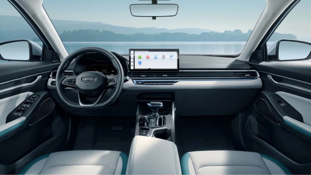  Geely завершила продажи Emgrand в России. У этого седана есть две замены