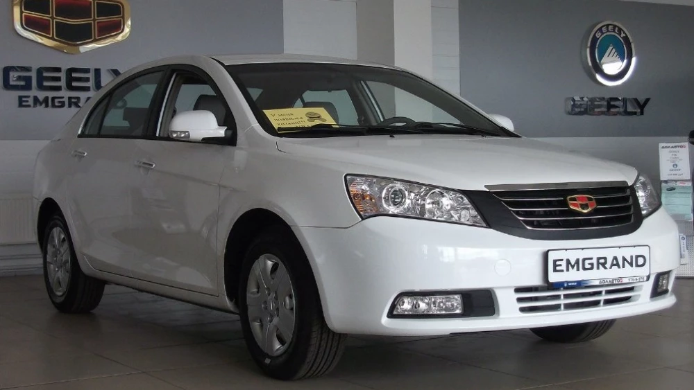  Geely завершила продажи Emgrand в России. У этого седана есть две замены