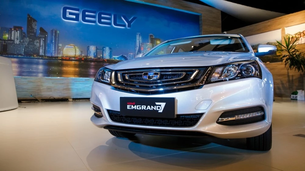  Geely завершила продажи Emgrand в России. У этого седана есть две замены