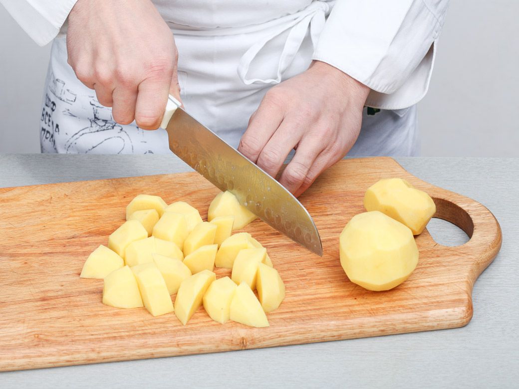 Не вареная, не жареная и не пюре. Забытый способ приготовления картошки