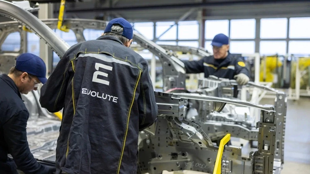 Как Evolute пишет историю российского электротранспорта. Репортаж с завода