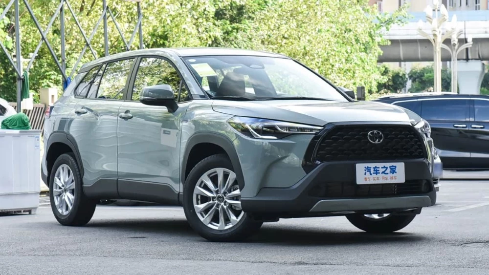 На каких кроссоверах ездят в Китае? Топ-20 моделей с традиционными ДВС за 10 месяцев 2025 года