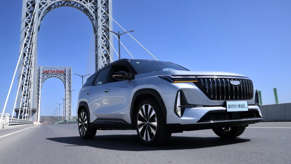 На каких кроссоверах ездят в Китае? Топ-20 моделей с традиционными ДВС за 10 месяцев 2025 года