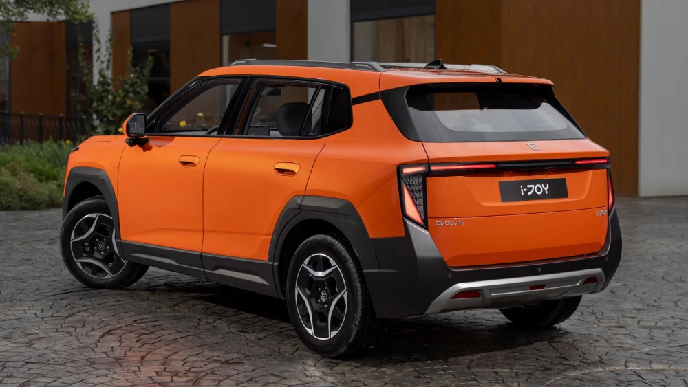  Старт продаж нового Evolute i-Joy объявили в России. Комплектации и цены