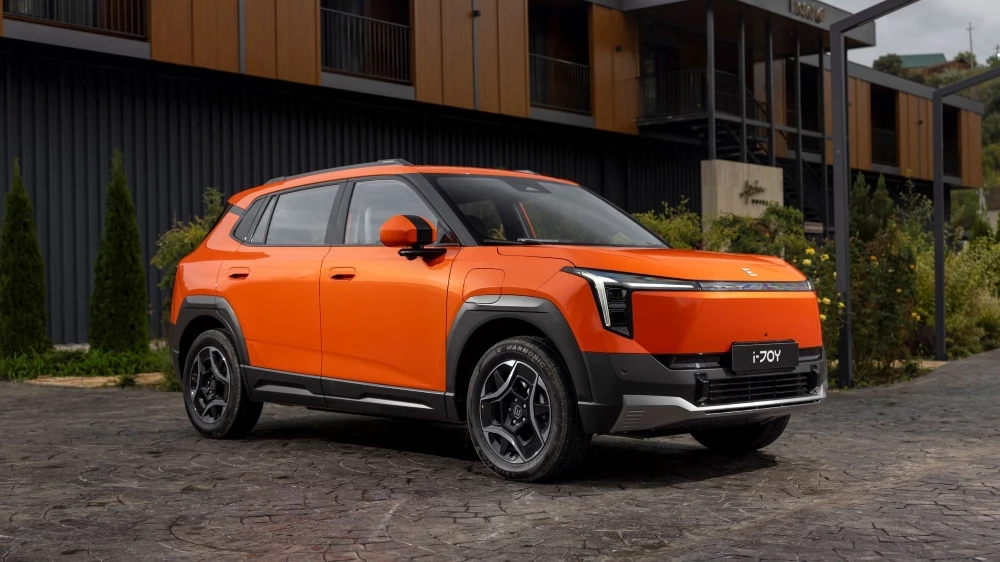  Старт продаж нового Evolute i-Joy объявили в России. Комплектации и цены