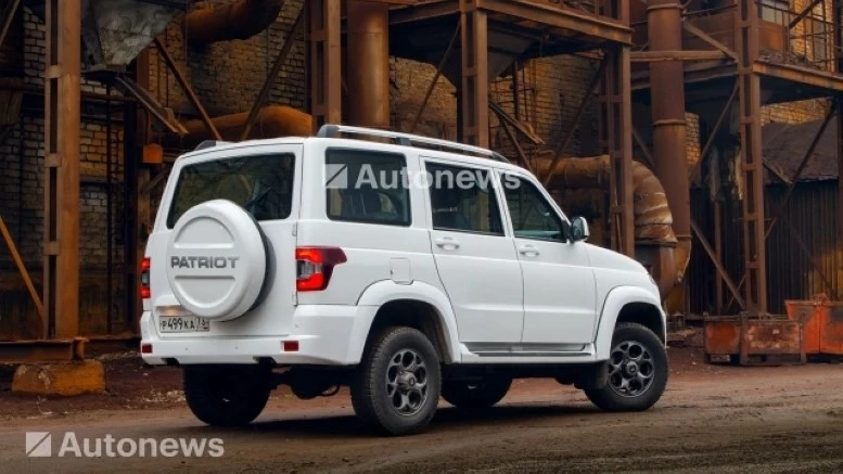 В Cети показали обновленный «УАЗ Патриот». У внедорожника китайские турбодизель и МКП