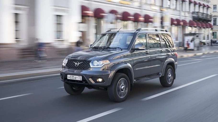 В Cети показали обновленный «УАЗ Патриот». У внедорожника китайские турбодизель и МКП