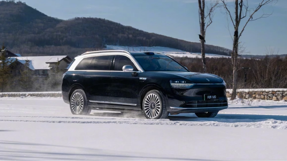 В Китае назвали лучшие электромобили и гибриды 2025. Лидером стал кроссовер Aito