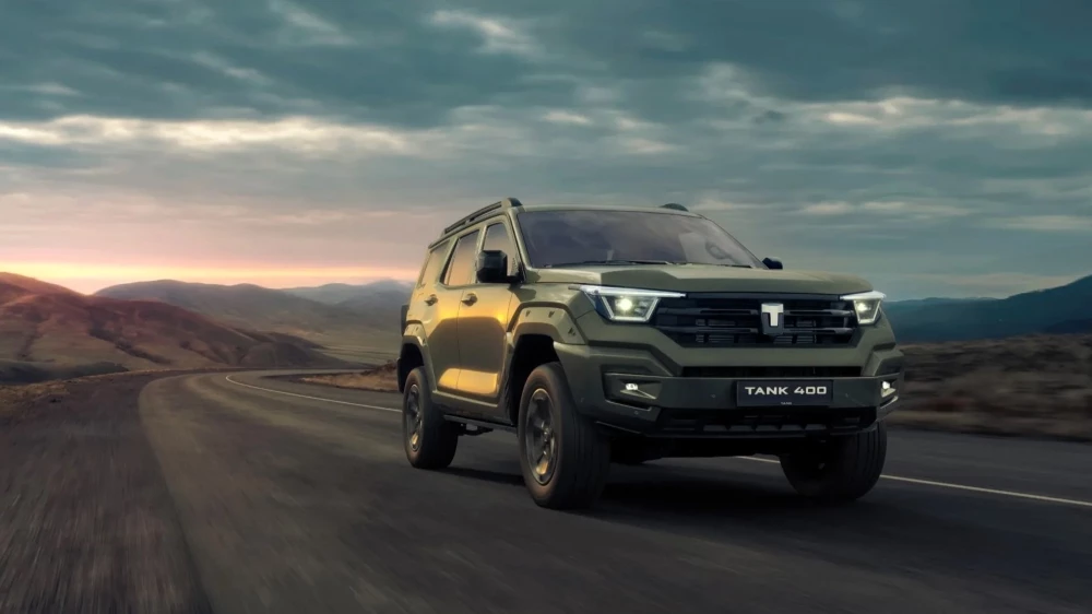  В России начались продажи нового Tank 400 с сервисами Яндекс Авто. Цена и особенности комплектации 