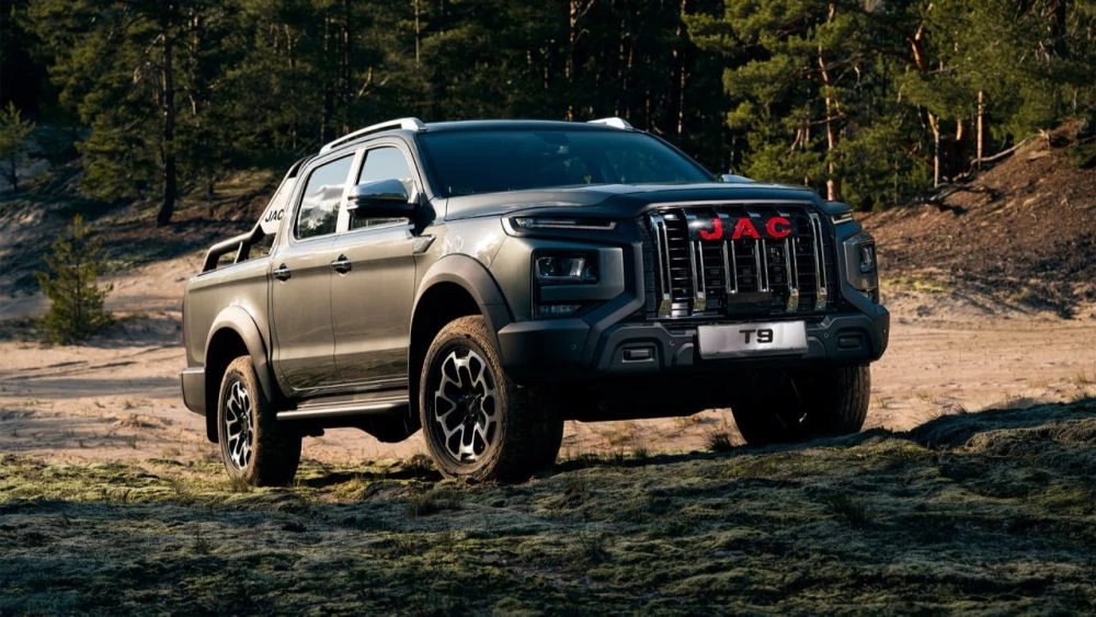 В России появится внедорожник Sollers S9. О таком ли «Русском Прадо» мечтал УАЗ?