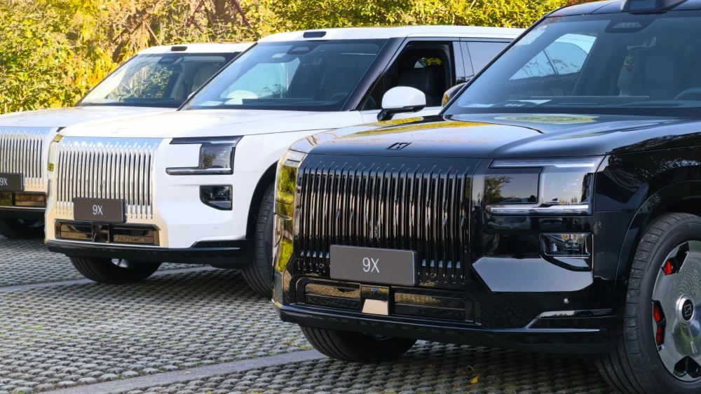 Zeekr 9X стал хитом и пострадал от перекупов. Как это отразилось на рынке России