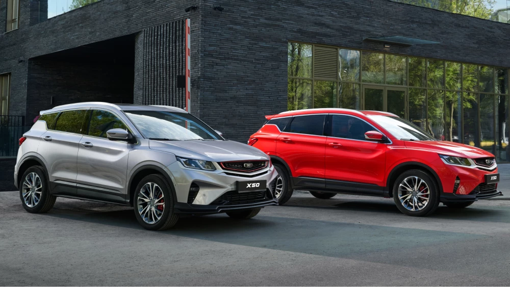  Geely Coolray получит атмосферный мотор и &laquo;автомат&raquo;. Кроссовер сертифицируют для ЕАЭС